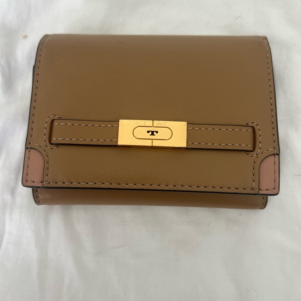 TORY BURCH T MEDIUM WALLET - Tiramisu